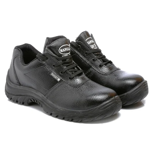 Sneaker Safety Shoes Manufacturers in Delhi